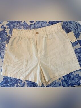 Westbound Cream High-Waist Women's Shorts